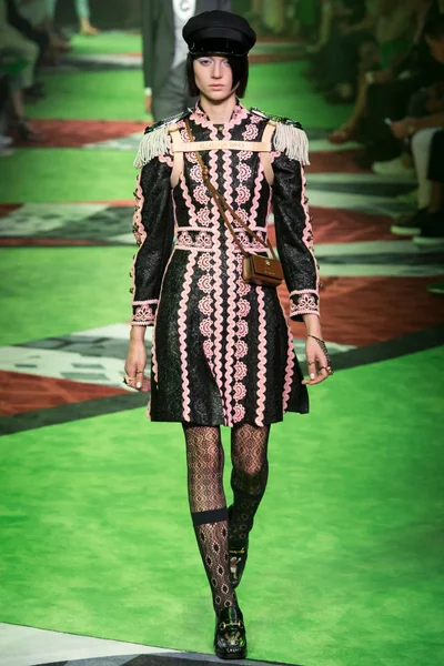 Look 47